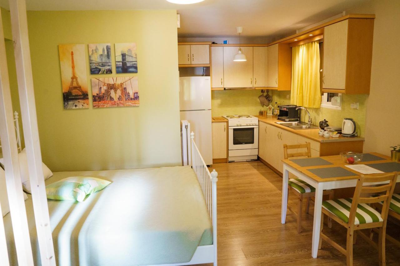 Yiannis Apartments 1 约阿尼纳 外观 照片